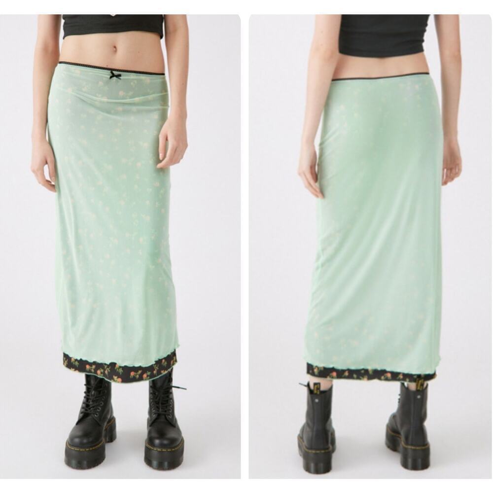 Urban Outfitters Mariah Layered Mini Skirt Ditsy Floral Green Black Size XS/S